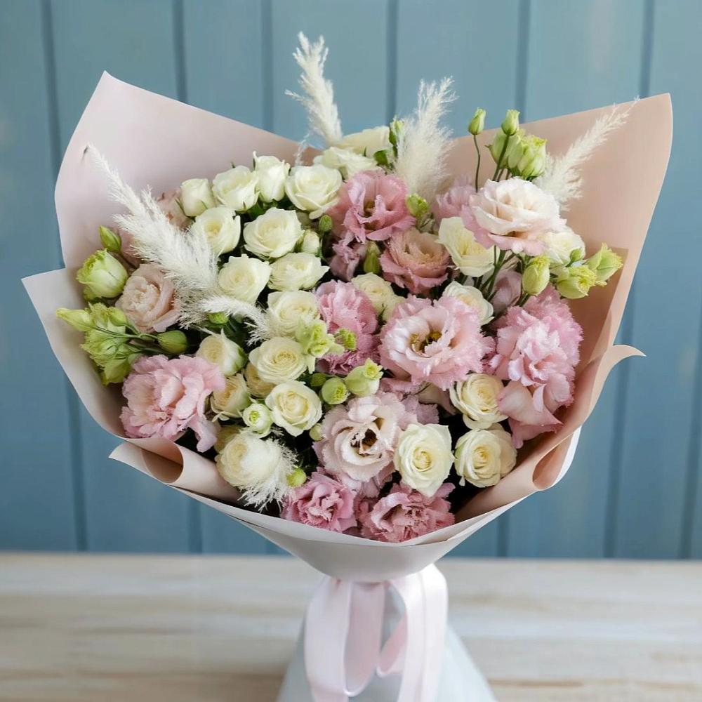 Букет цветов из: Альстромерии и Розы в Кырене