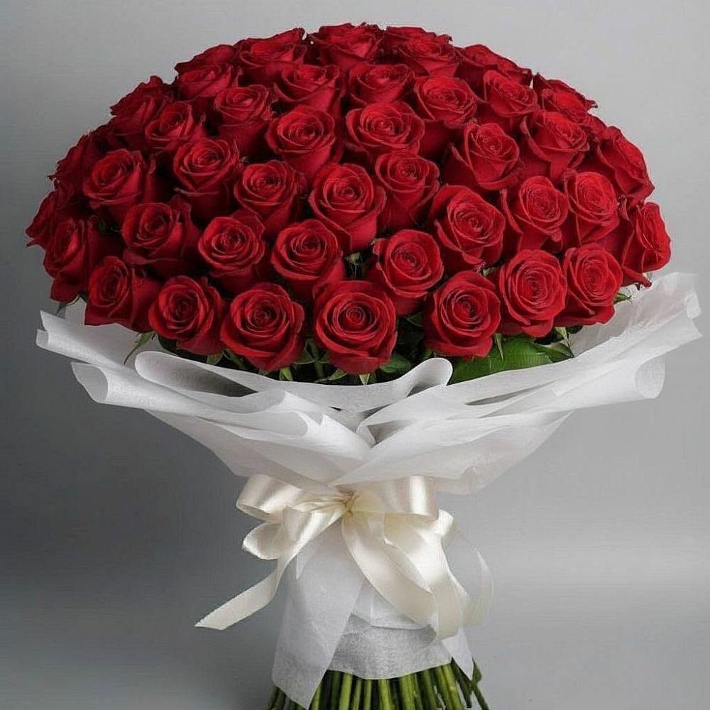 Букет 101 Красная роза Блэк Мэджик в Кырене