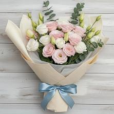 Букет цветов из:  Лизиантусы в Кырене