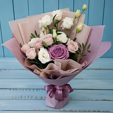 Букет цветов из:  Розы и Лизиантусы #REPLACE_PRED# Кырене
