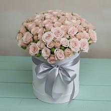 Цветочная композиция из Розы в шляпной коробке в Кырене