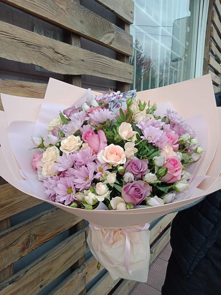 Букет цветов из: Розы и Хризантемы в Кырене