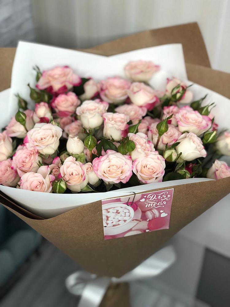 Букет цветов из: Розы в Кырене