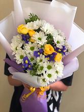 Букет цветов из:  Ирисы, Хризантемы и Розы #REPLACE_PRED# Кырене