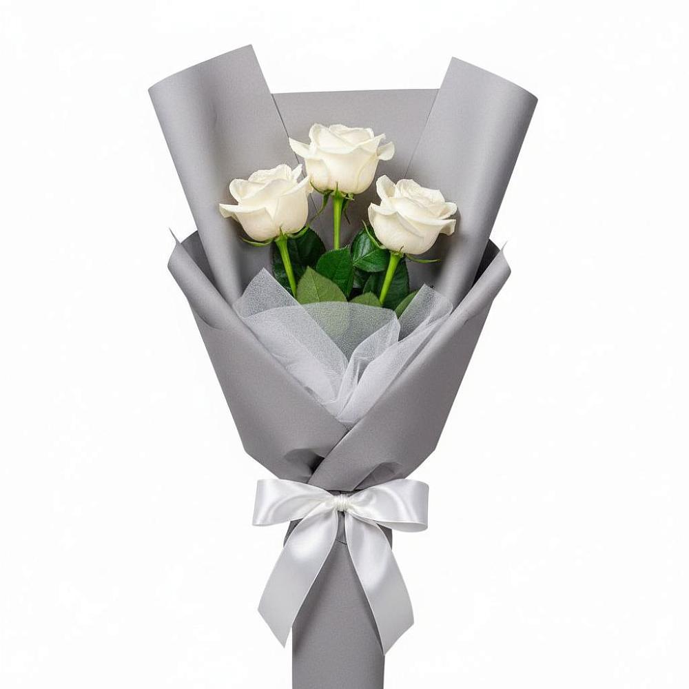 Букет 3 белые розы в Кырене