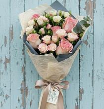 Букет цветов из:  Розы #REPLACE_PRED# Кырене
