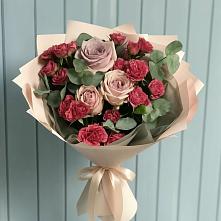 Букет цветов из:  Гвоздики и Розы #REPLACE_PRED# Кырене